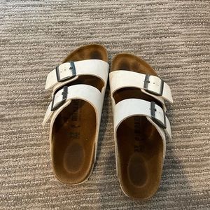 White Birkenstock’s